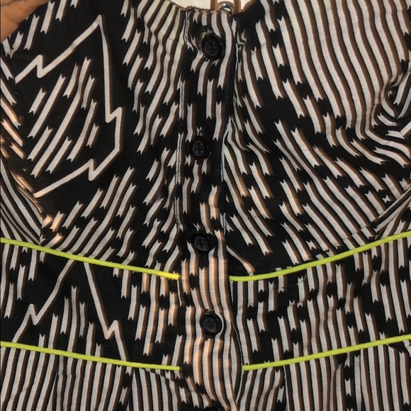 😎 XHILARATION/ Stapless Button Frt Dress 😎 - Picture 3 of 6